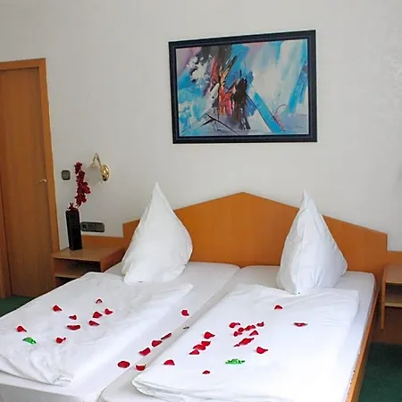 Mainbogen Hotel