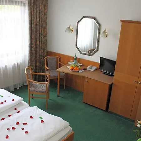 Mainbogen Hotel 3*