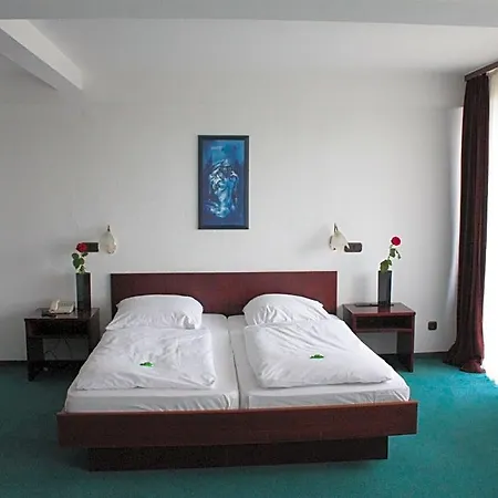 Hotel Mainbogen Offenbach am Main
