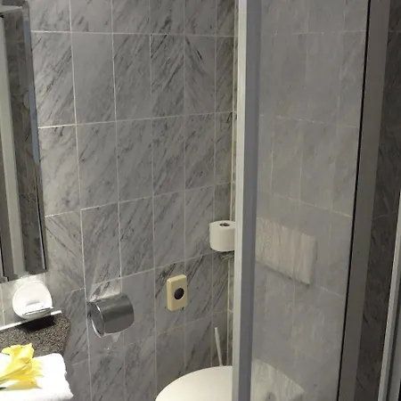 Otel Mainbogen Offenbach am Main