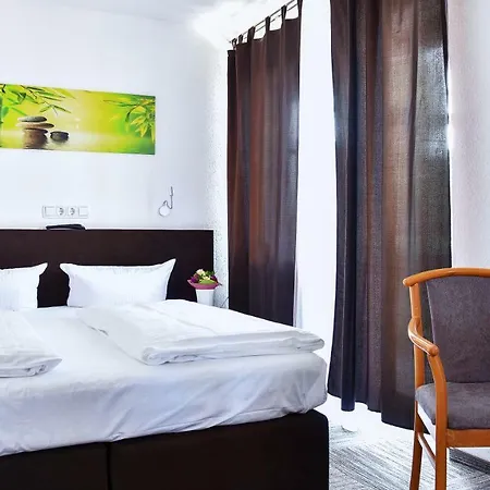 Mainbogen 3* Offenbach am Main